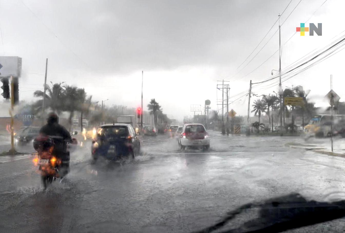 Nieblas, lloviznas y baja temperatura por frente frío en el estado de Veracruz